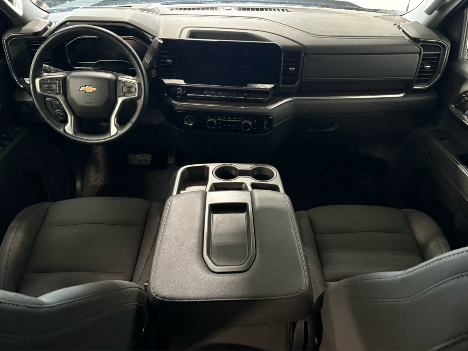 Thumbnail: 2023 Chevrolet Silverado 1500 - 17