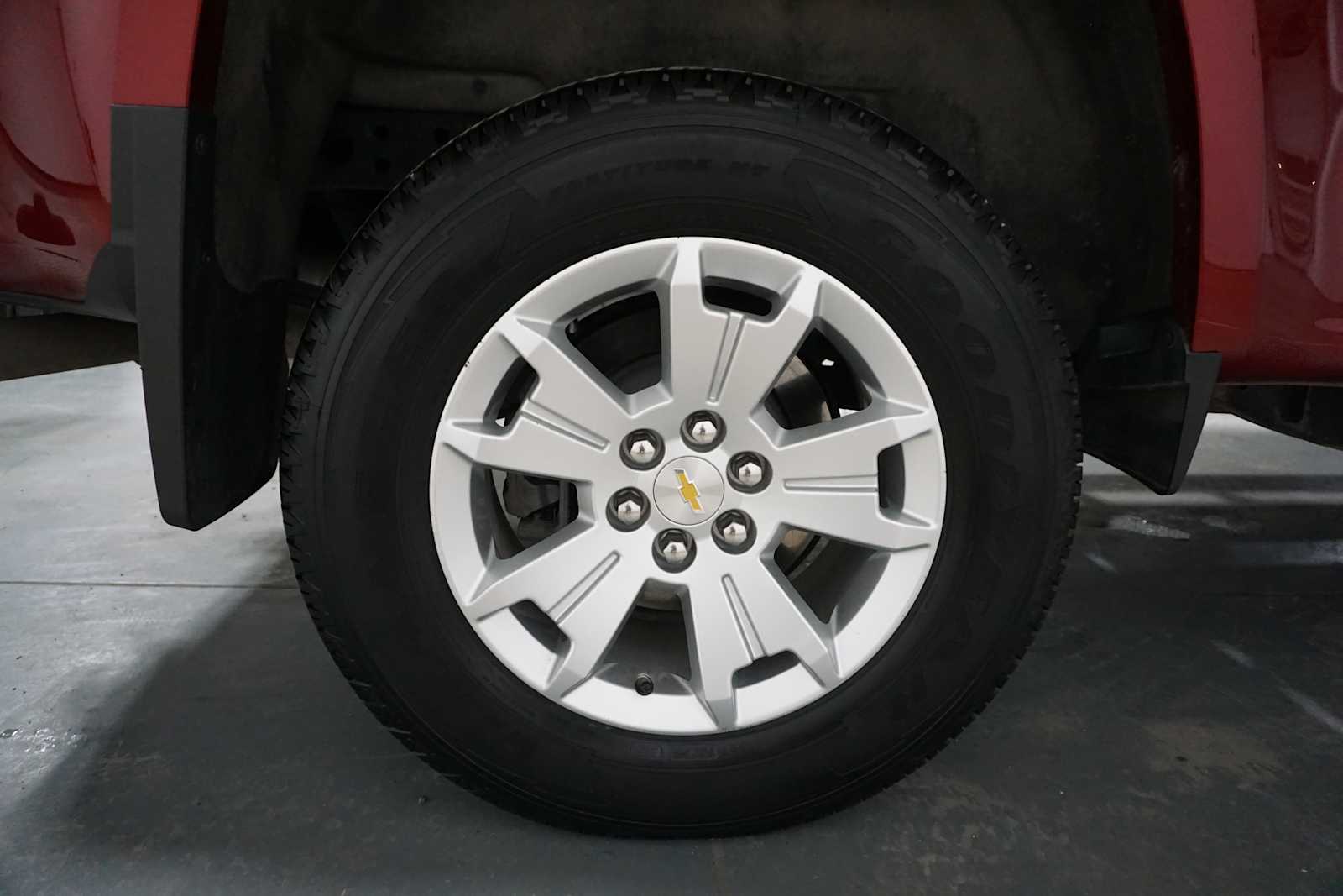 Thumbnail: 2022 Chevrolet Colorado - 10