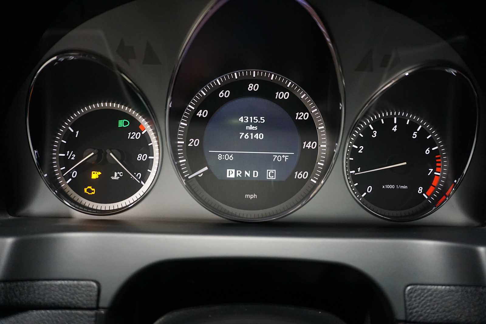 Thumbnail: 2010 Mercedes-Benz C-Class - 26