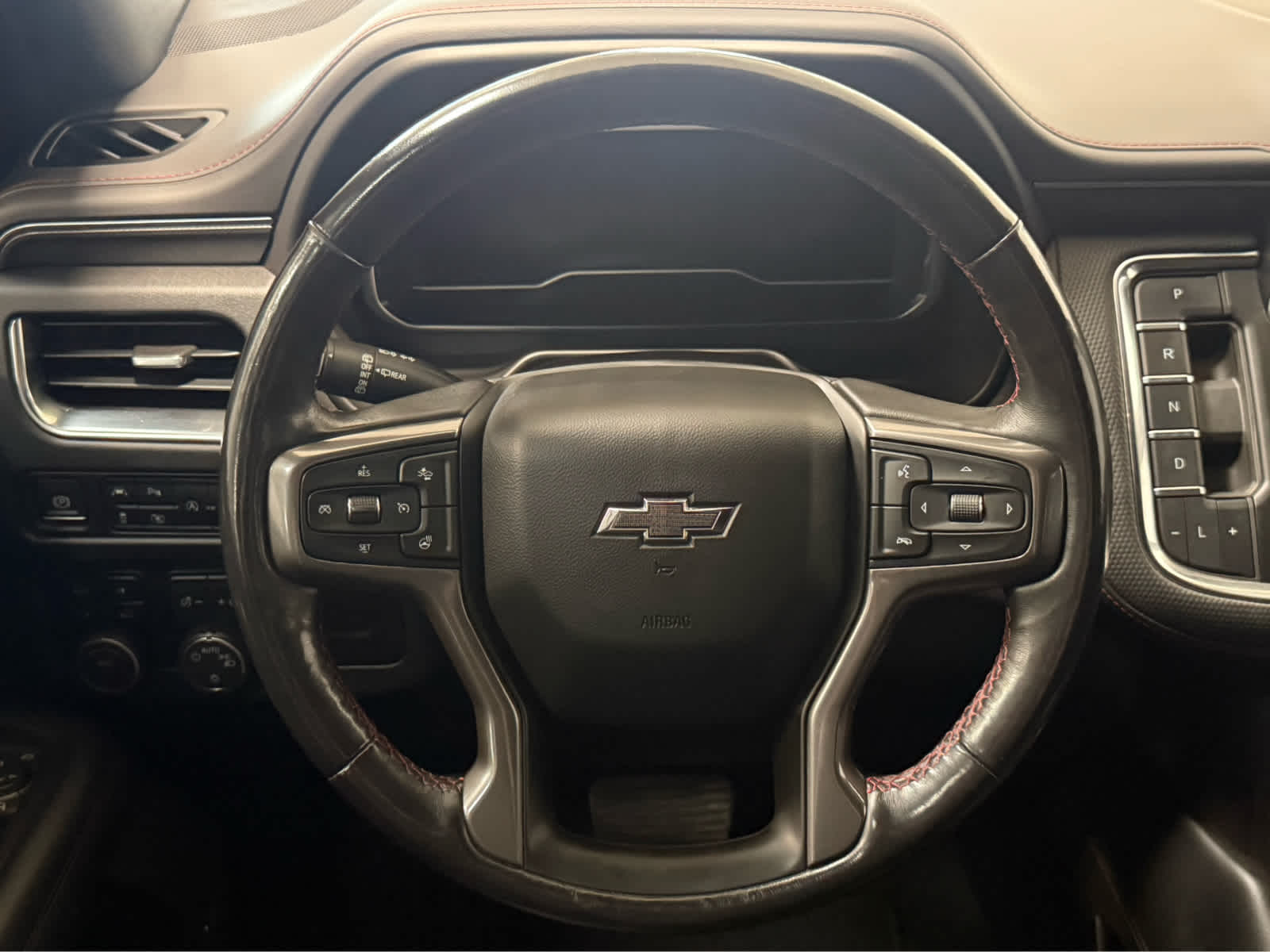 Thumbnail: 2022 Chevrolet Tahoe - 17
