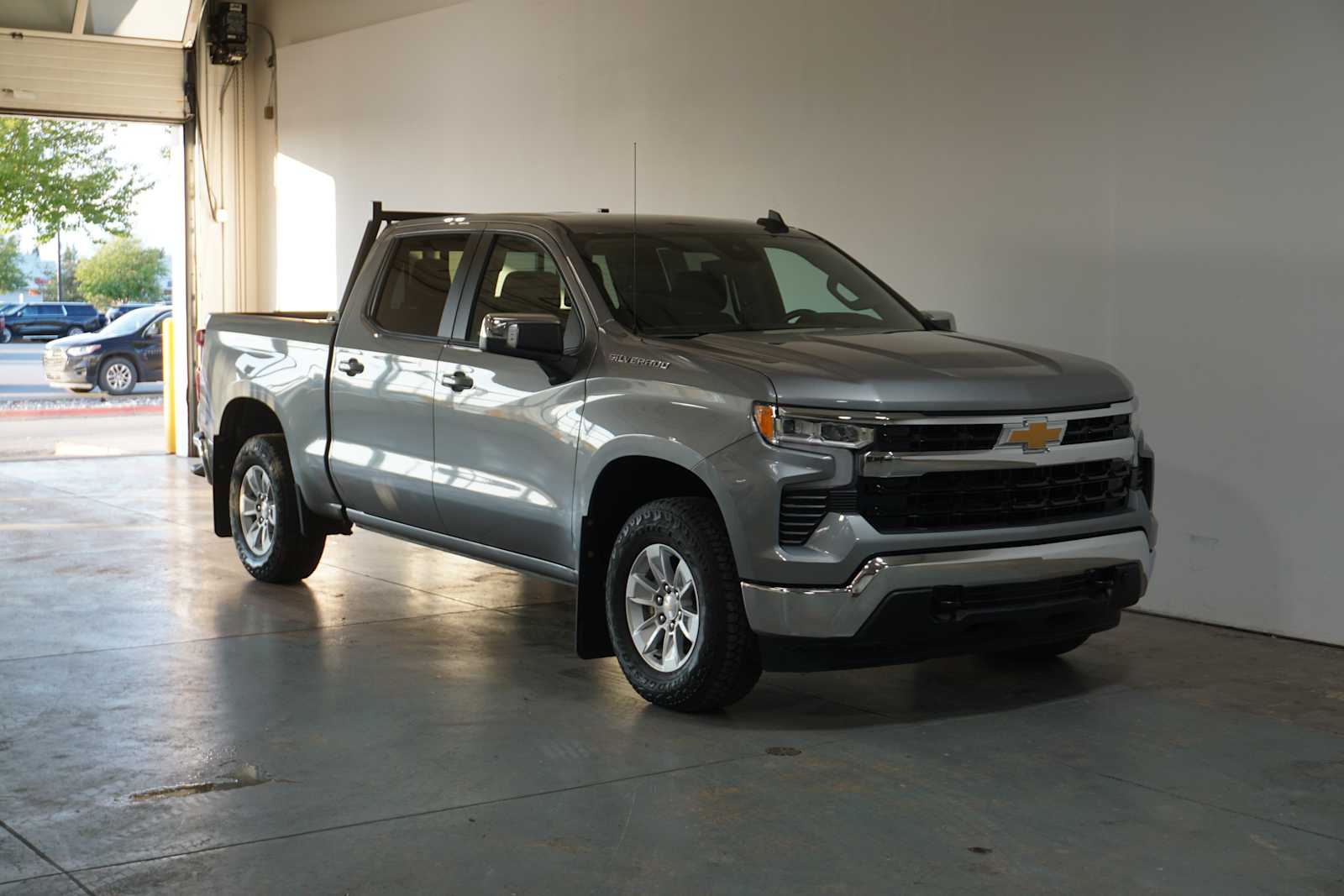 Thumbnail: 2023 Chevrolet Silverado 1500 - 8