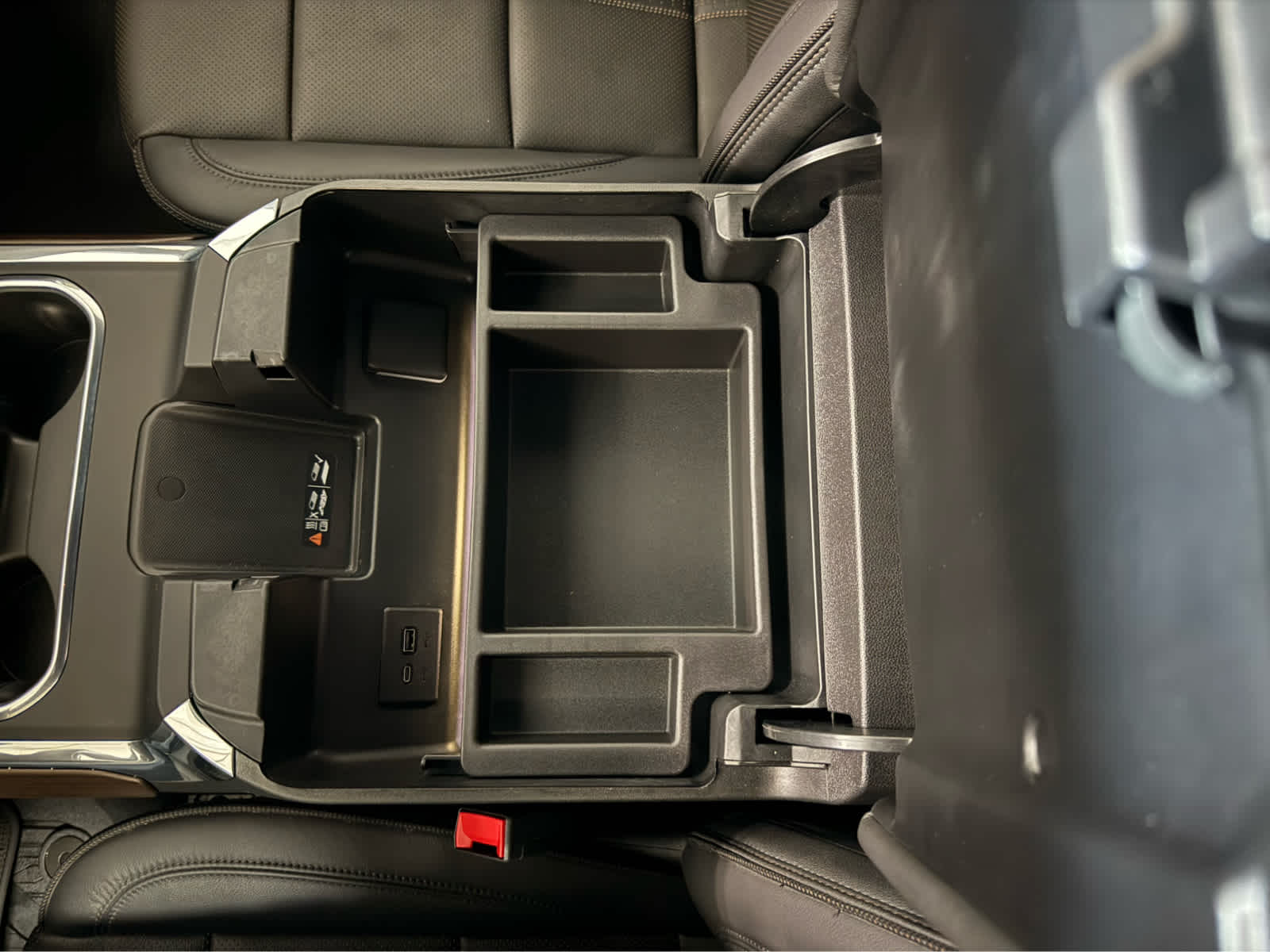 Thumbnail: 2024 Chevrolet Silverado 2500 - 23