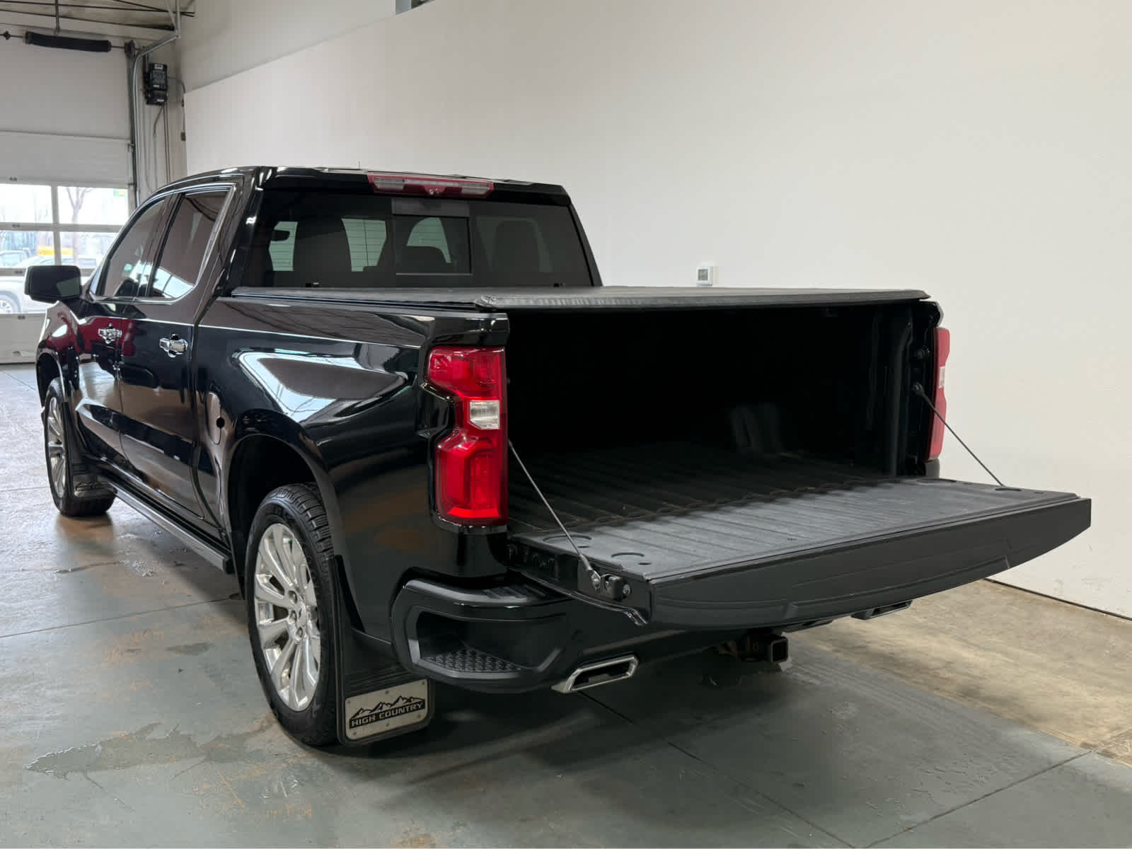 Thumbnail: 2020 Chevrolet Silverado 1500 - 4