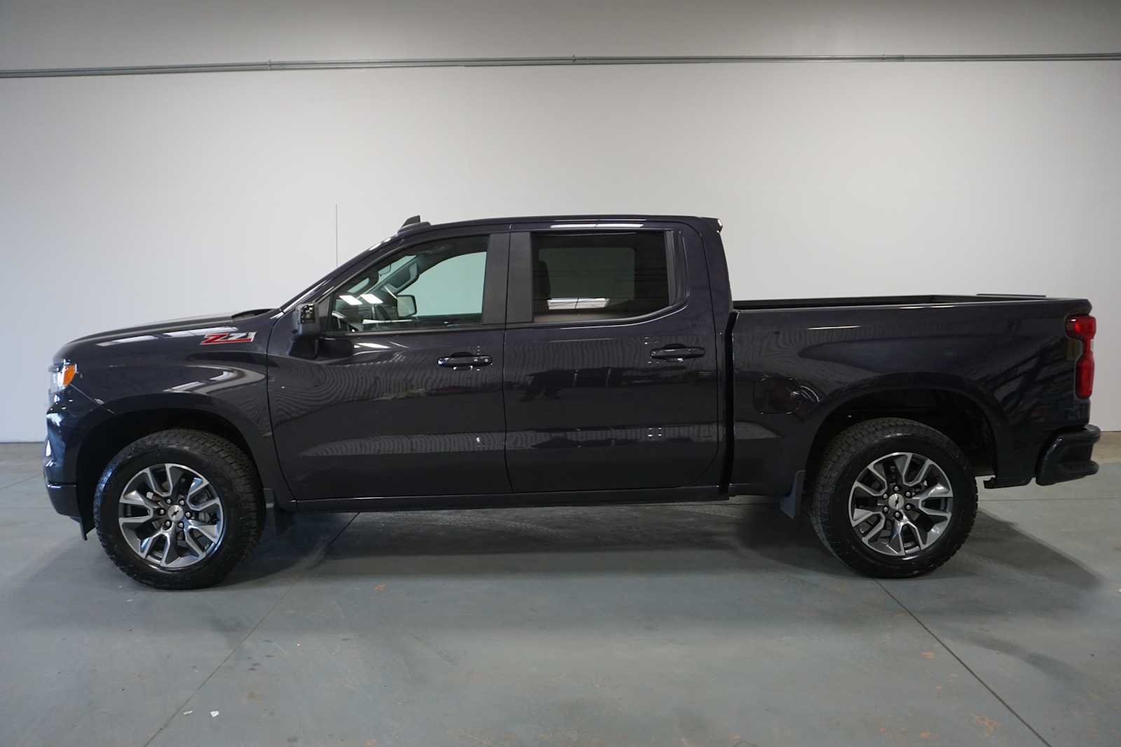 2022 Chevrolet Silverado 1500 RST 3