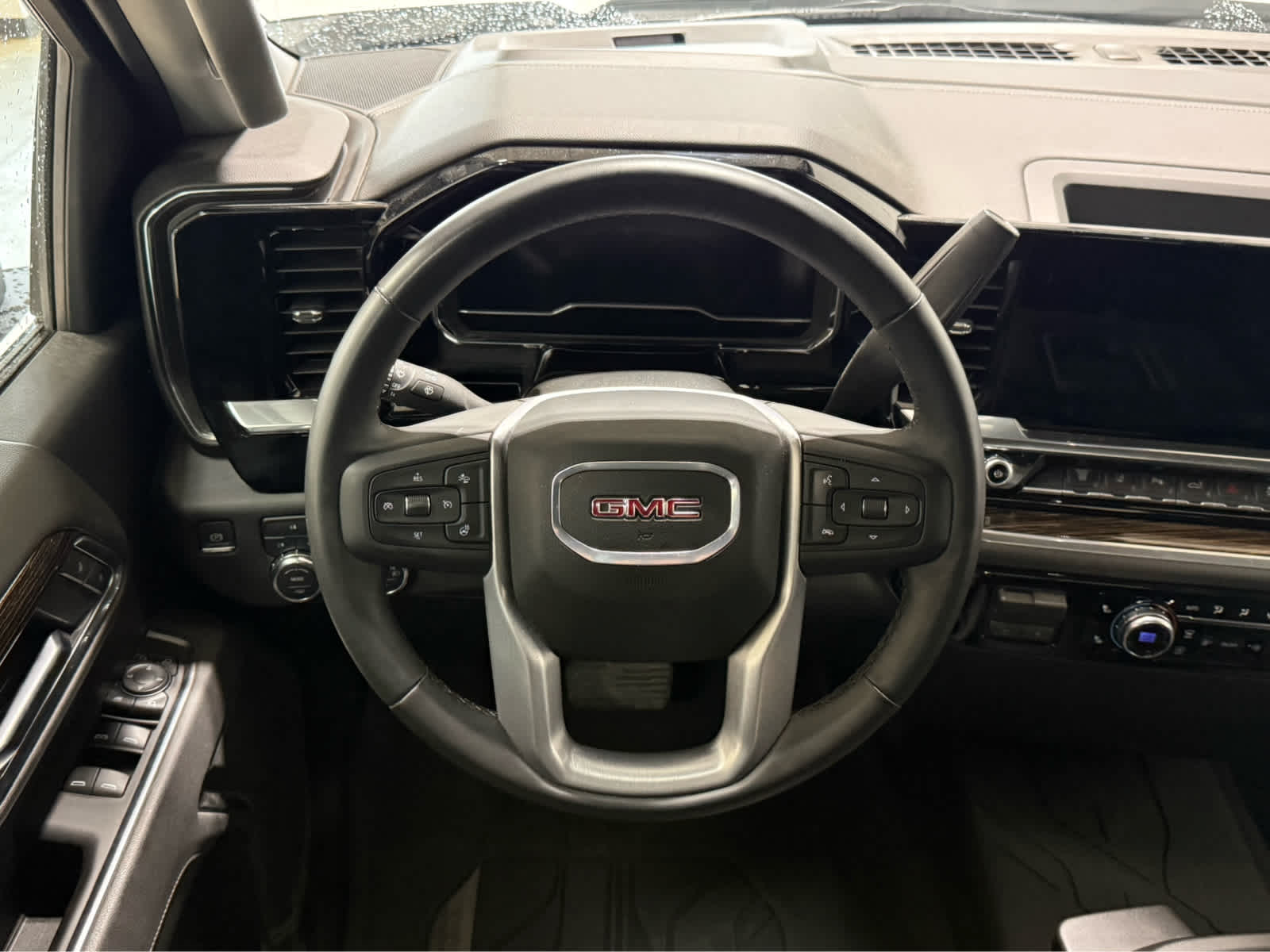Thumbnail: 2025 GMC Sierra 3500 - 16