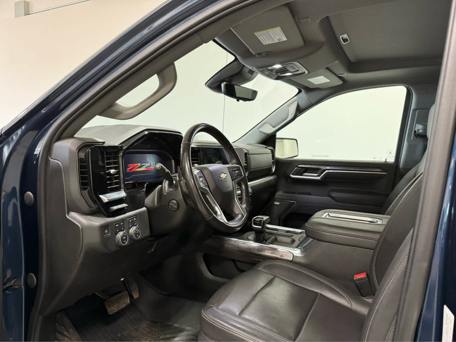 Thumbnail: 2022 Chevrolet Silverado 1500 - 13