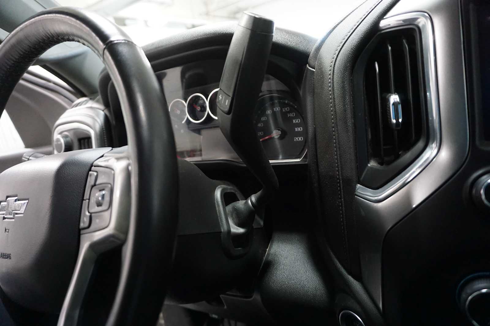 Thumbnail: 2022 Chevrolet Silverado 1500 - 23