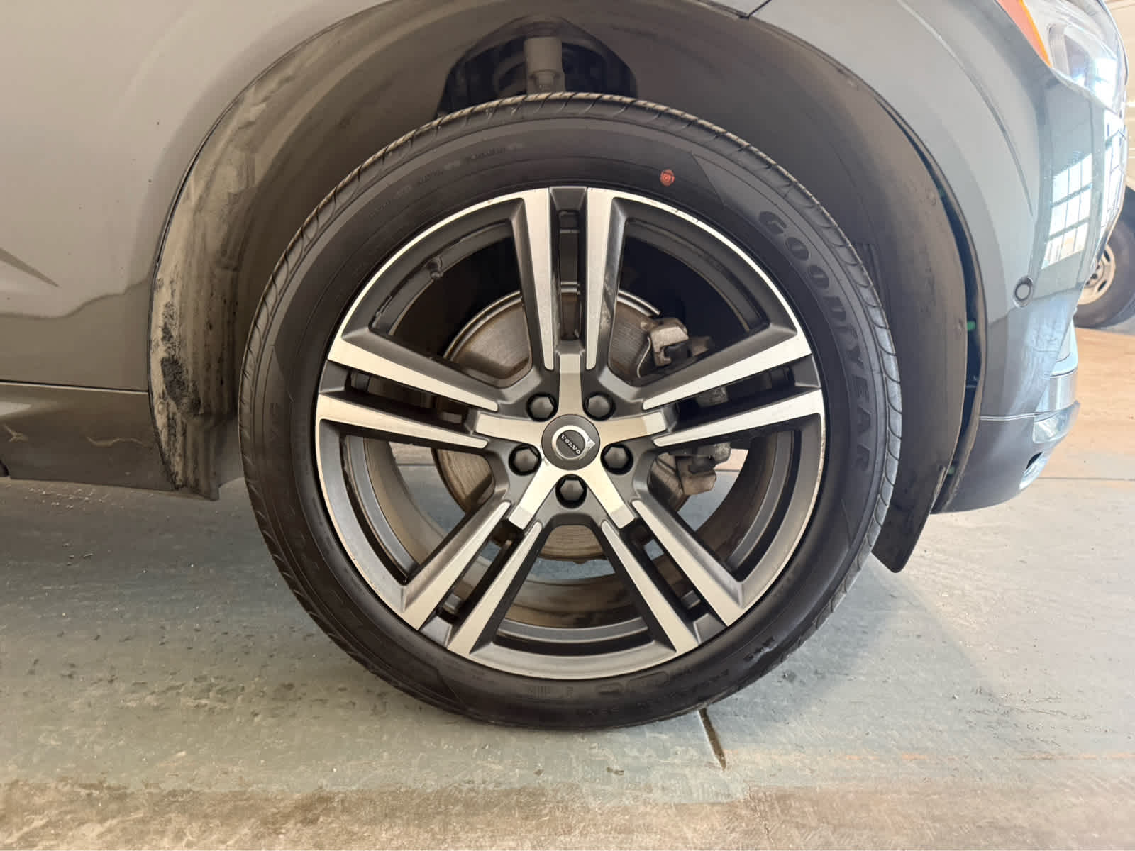 Thumbnail: 2019 Volvo XC60 - 11