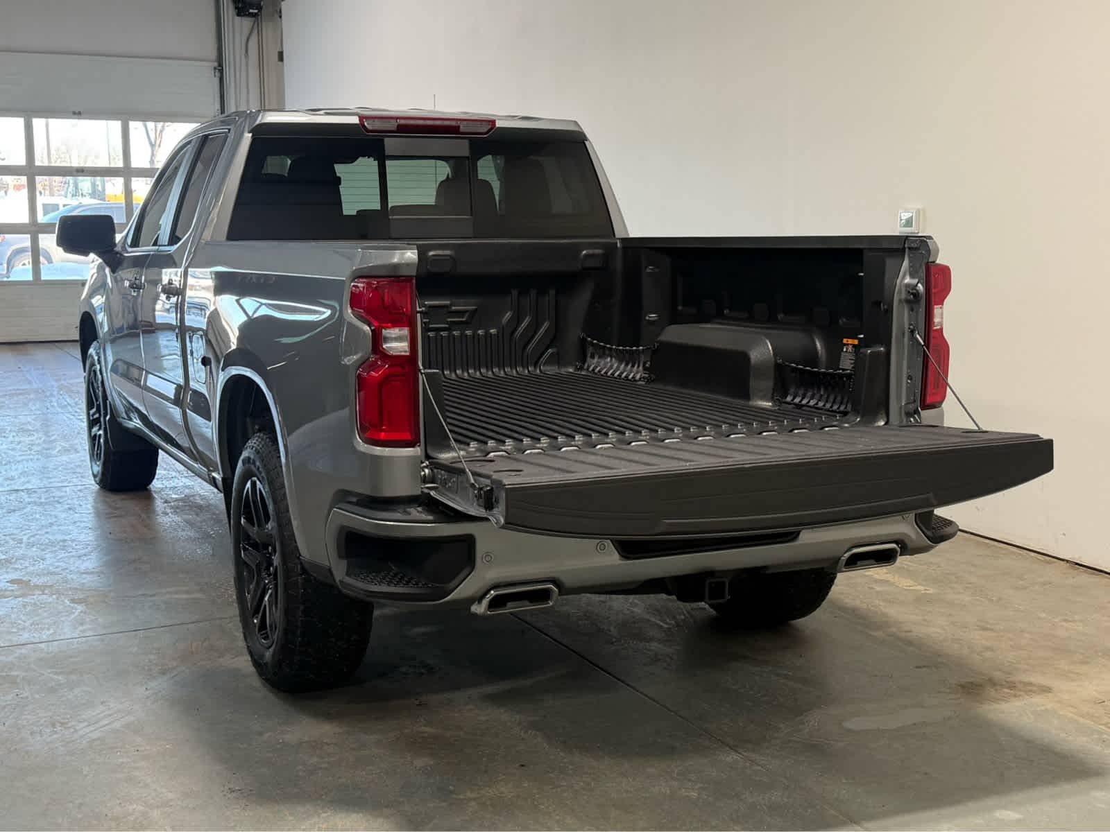 Thumbnail: 2025 Chevrolet Silverado 1500 - 4