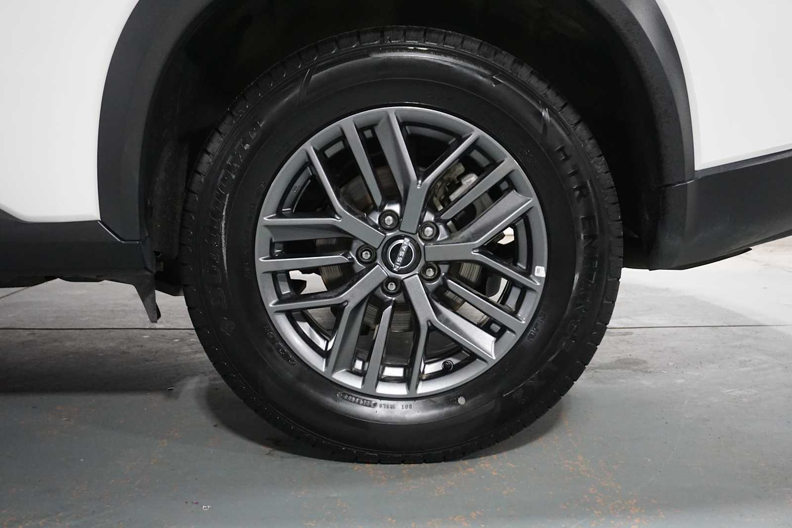 Thumbnail: 2024 Nissan Rogue - 9