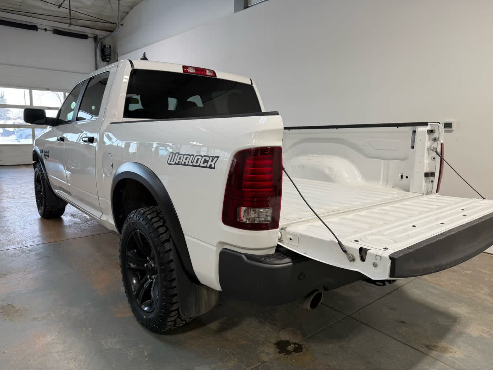 Thumbnail: 2023 RAM 1500 Classic - 4