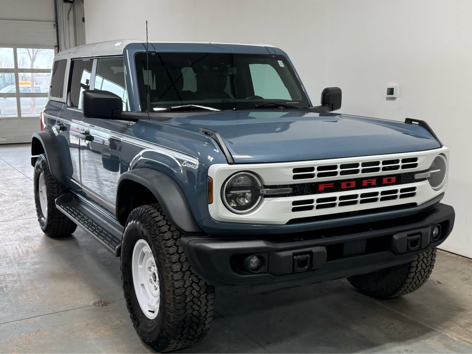 Thumbnail: 2025 Ford Bronco - 4