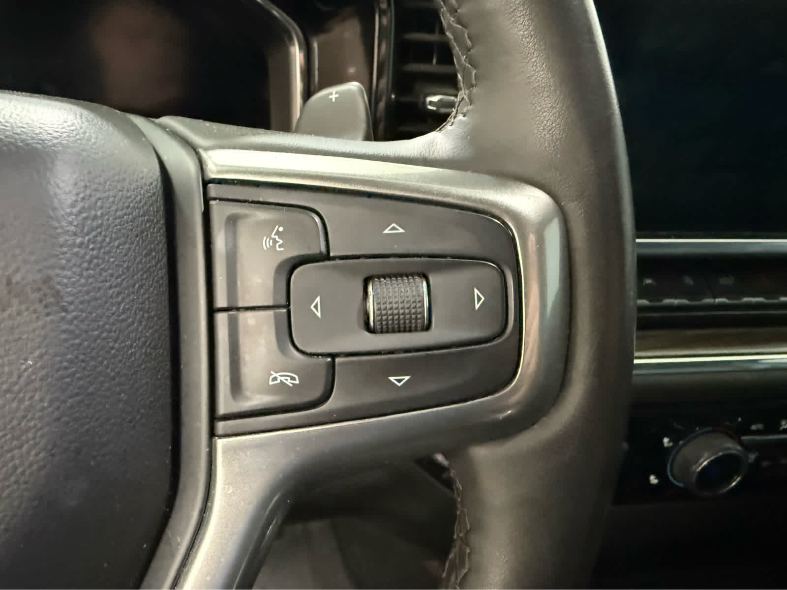 Thumbnail: 2023 Chevrolet Silverado 1500 - 20