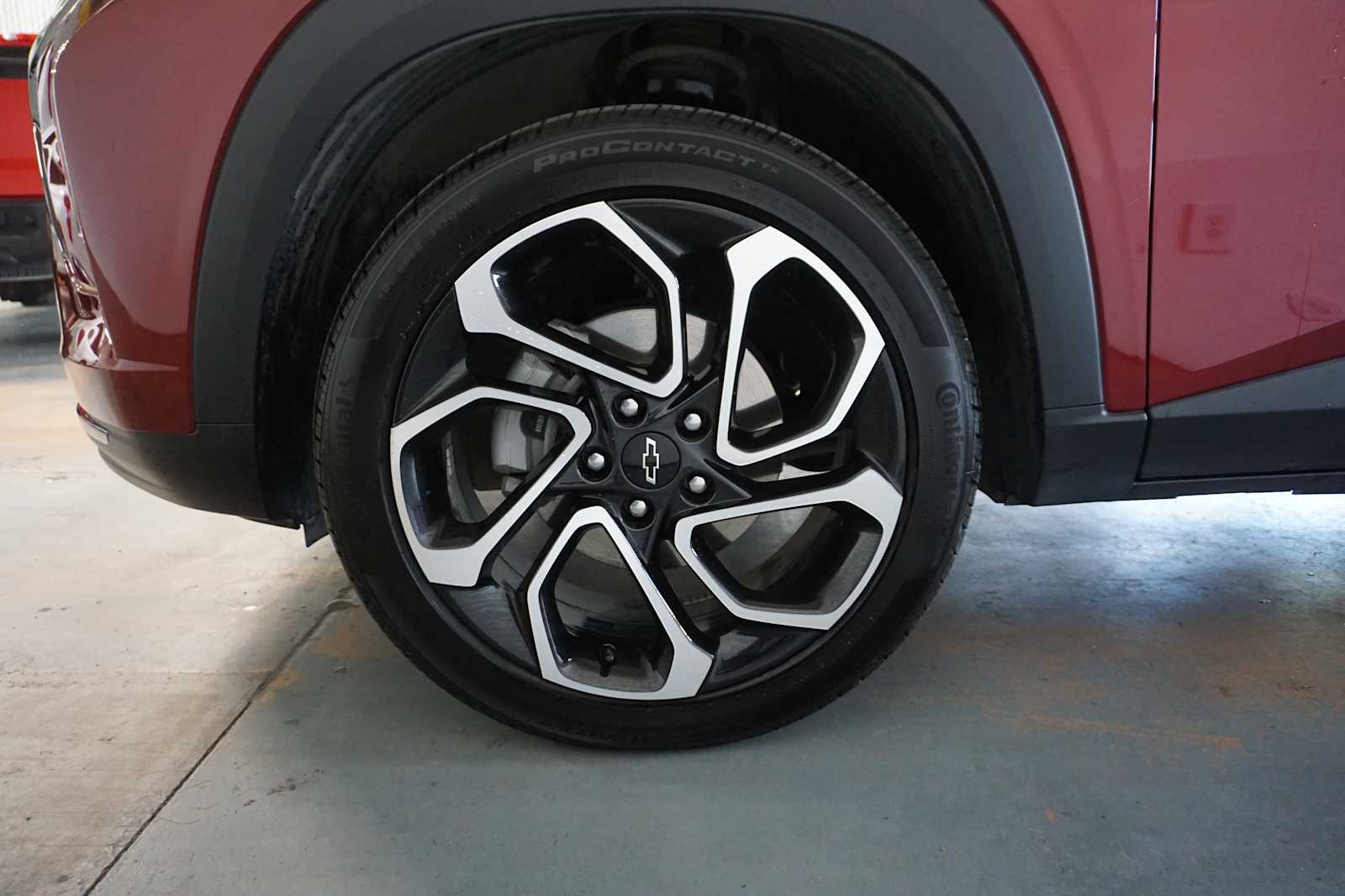 Thumbnail: 2024 Chevrolet Trax - 9