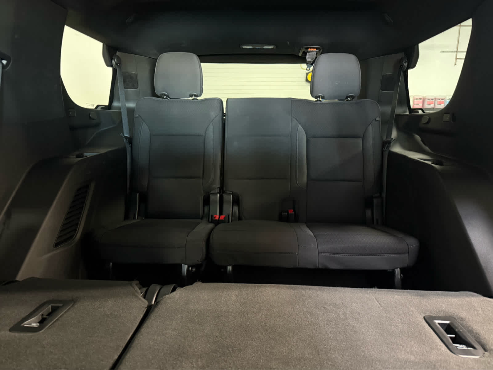 Thumbnail: 2023 Chevrolet Tahoe - 16