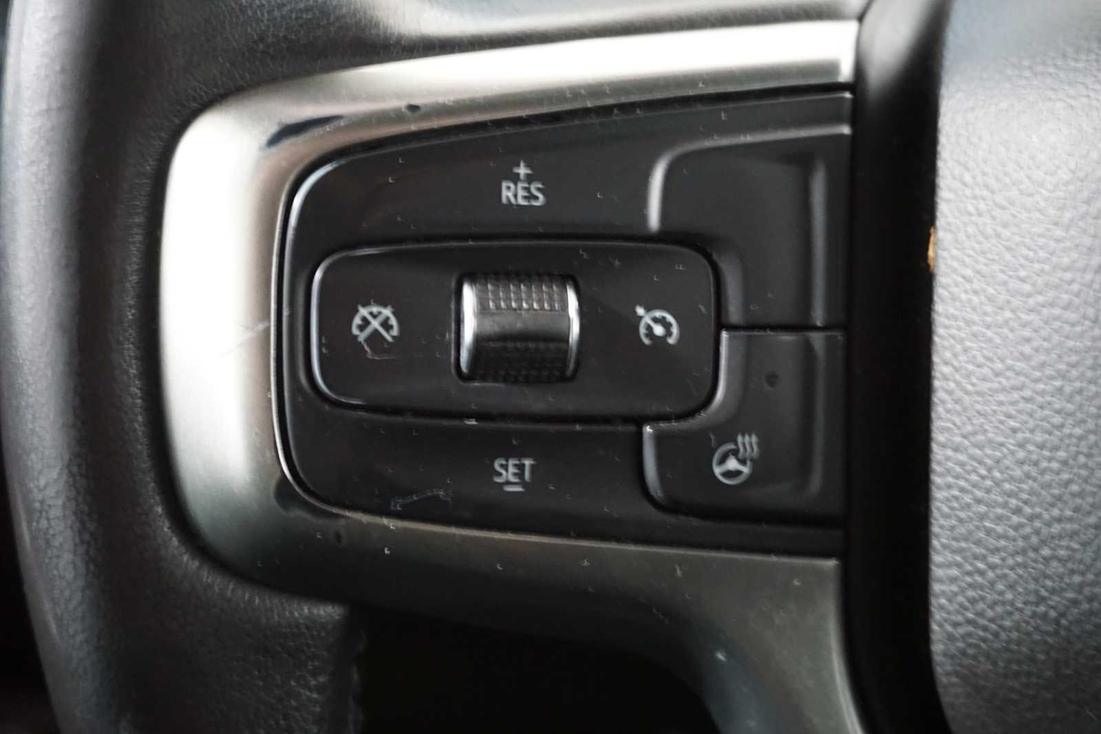 Thumbnail: 2020 Chevrolet Silverado 1500 - 27