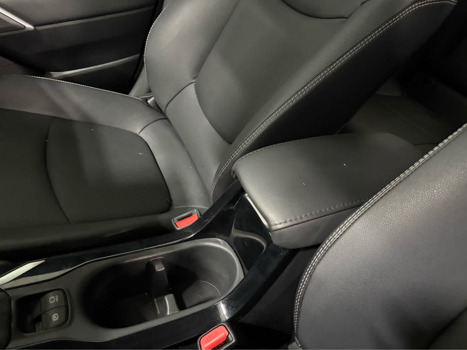 Thumbnail: 2023 Toyota Corolla Cross - 26