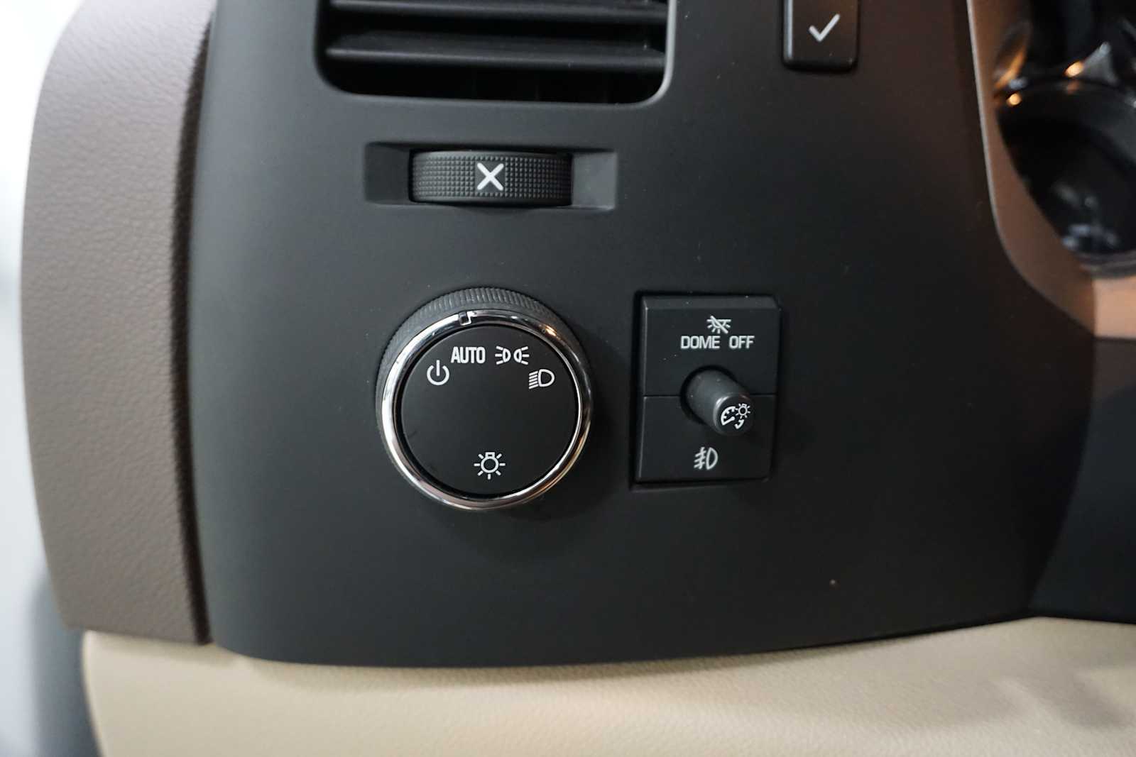 Thumbnail: 2013 Chevrolet Silverado 1500 - 25