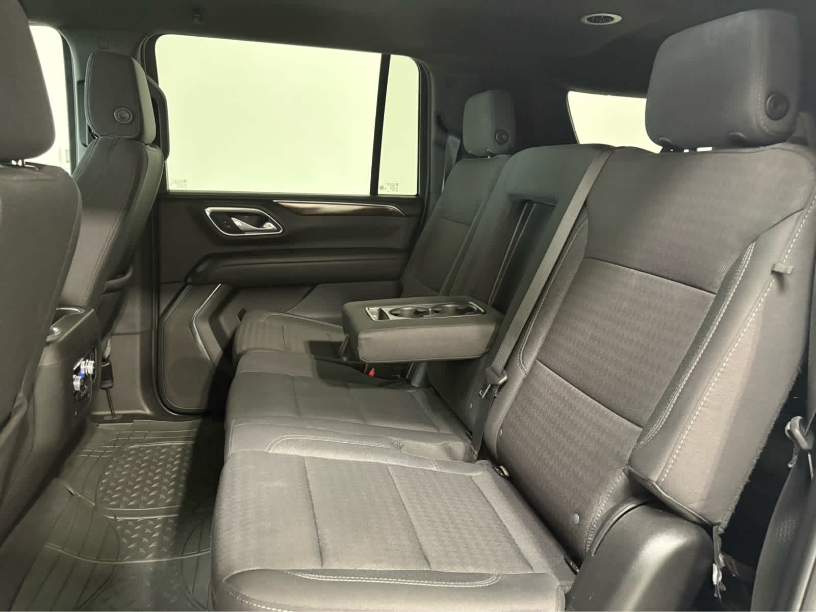 Thumbnail: 2024 GMC Yukon XL - 15