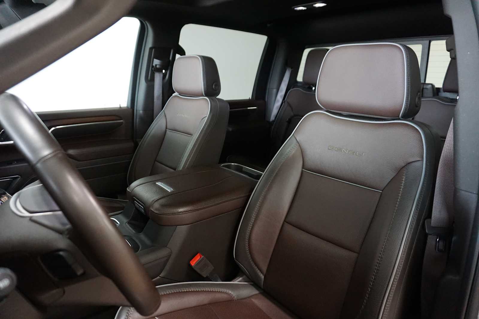 Thumbnail: 2024 GMC Sierra 3500 - 16