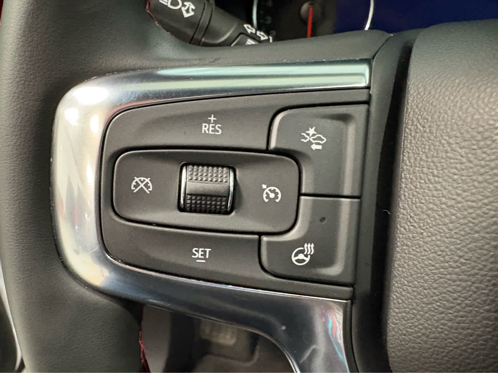 Thumbnail: 2025 Chevrolet Blazer - 19