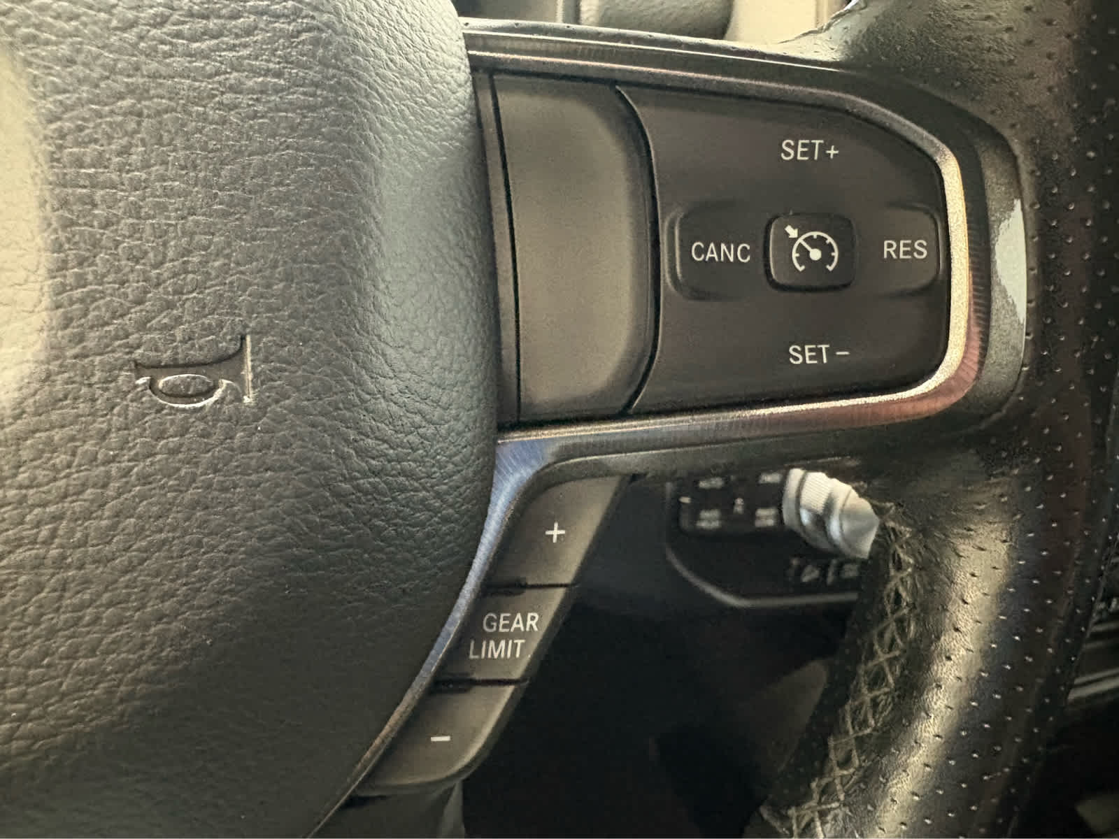 Thumbnail: 2020 RAM 1500 - 19
