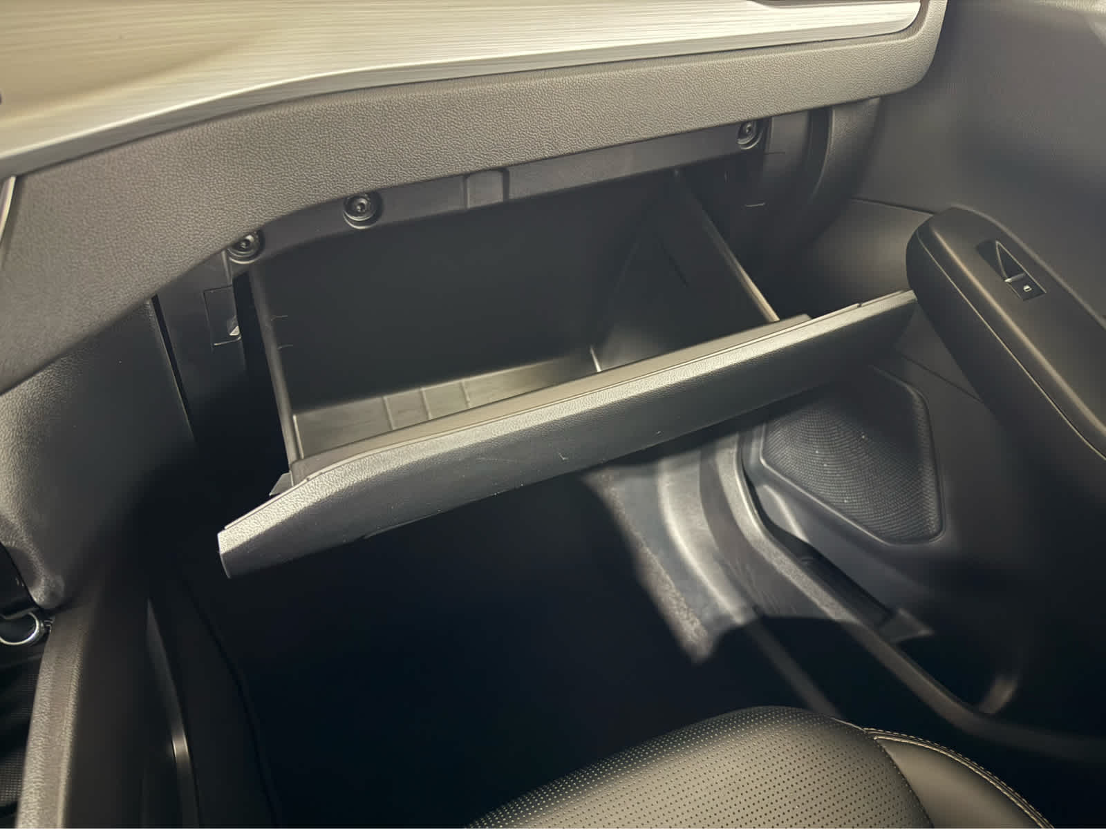 Thumbnail: 2025 Ford Escape - 21