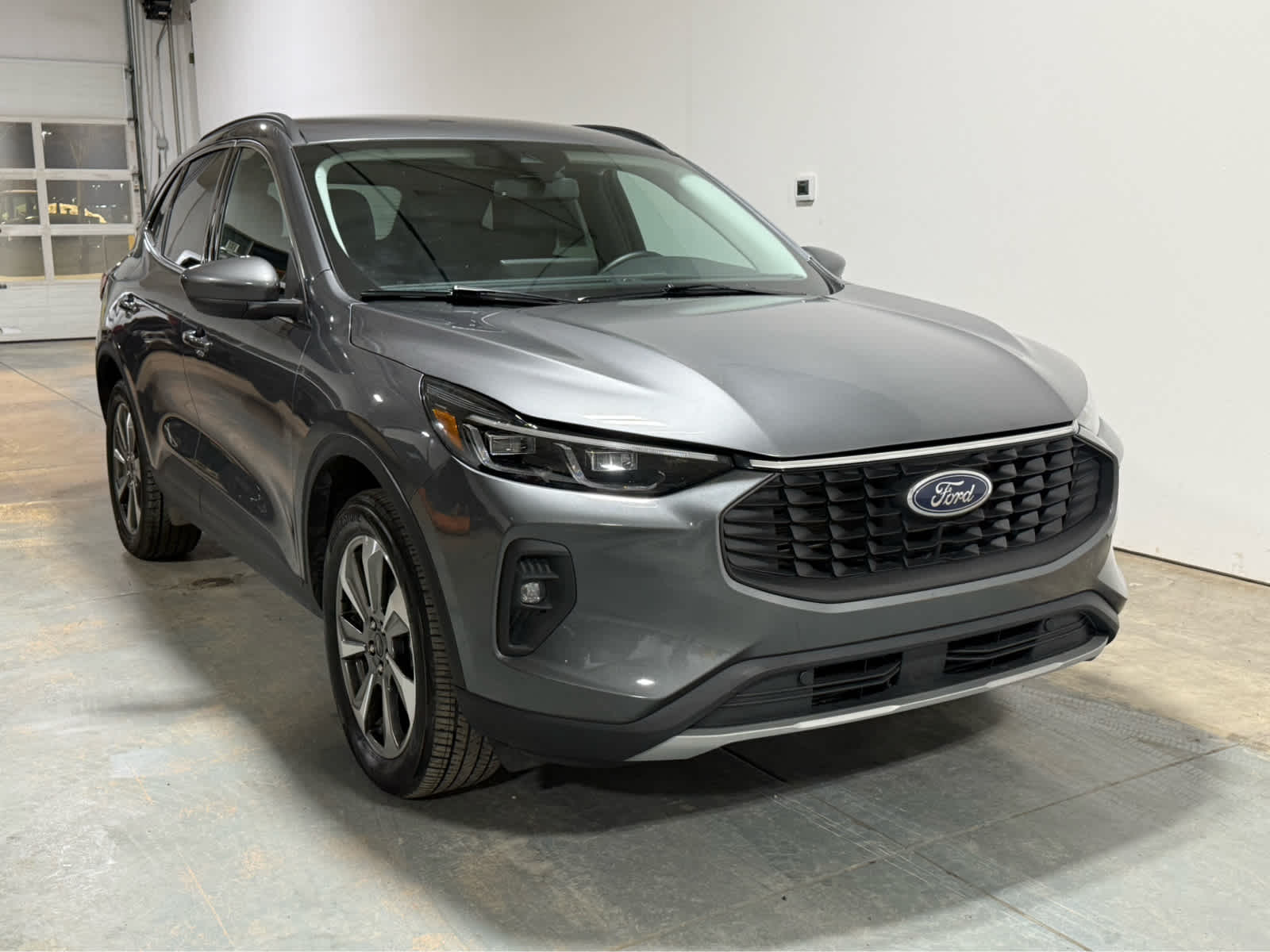 Thumbnail: 2025 Ford Escape - 5