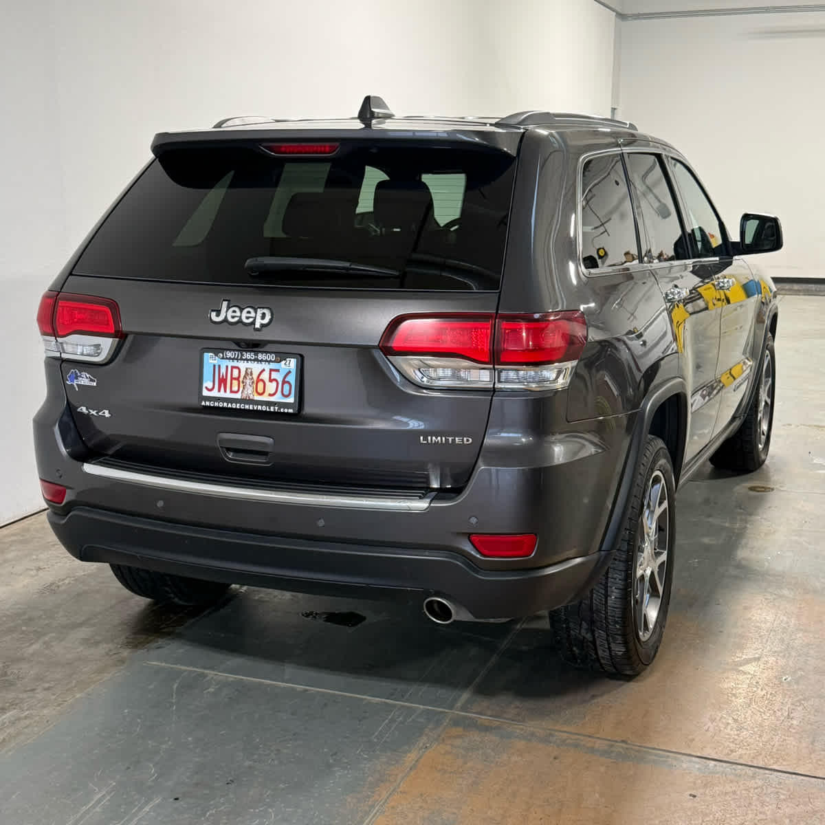 Thumbnail: 2020 Jeep Grand Cherokee - 7