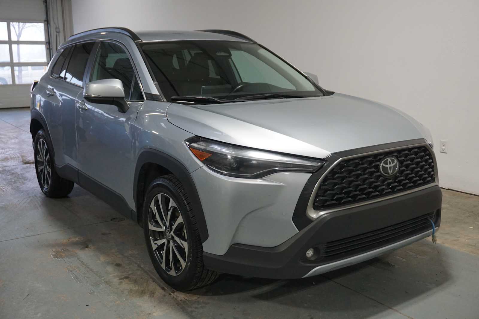 Thumbnail: 2023 Toyota Corolla Cross - 5