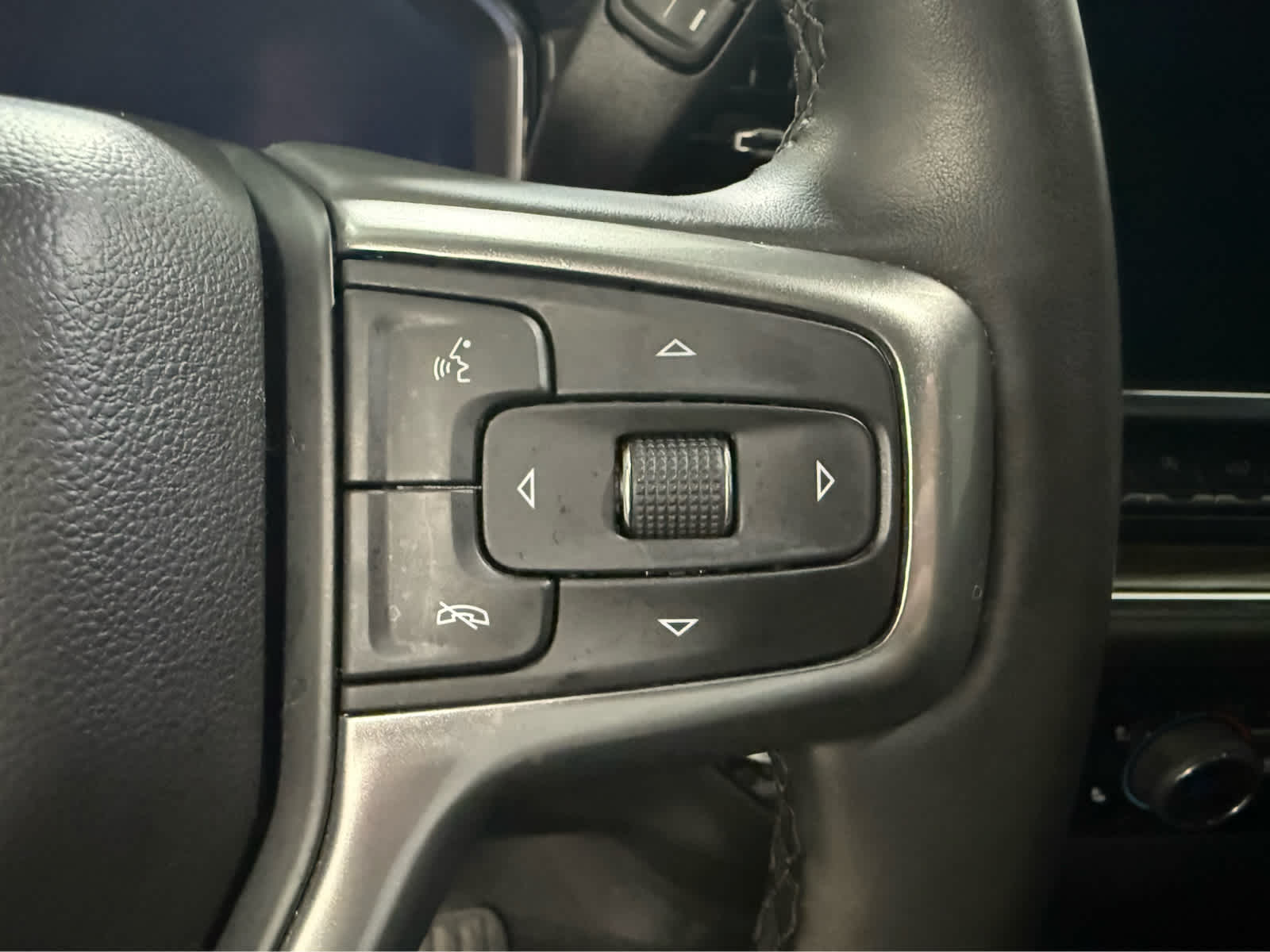 Thumbnail: 2024 Chevrolet Silverado 1500 - 20