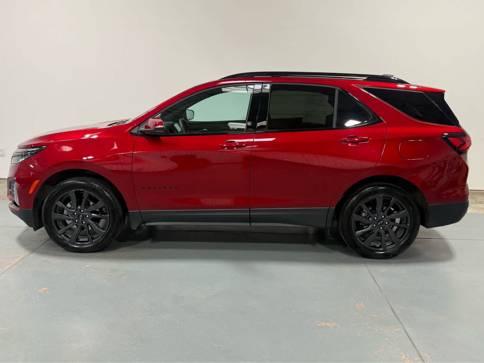 Thumbnail: 2022 Chevrolet Equinox - 2