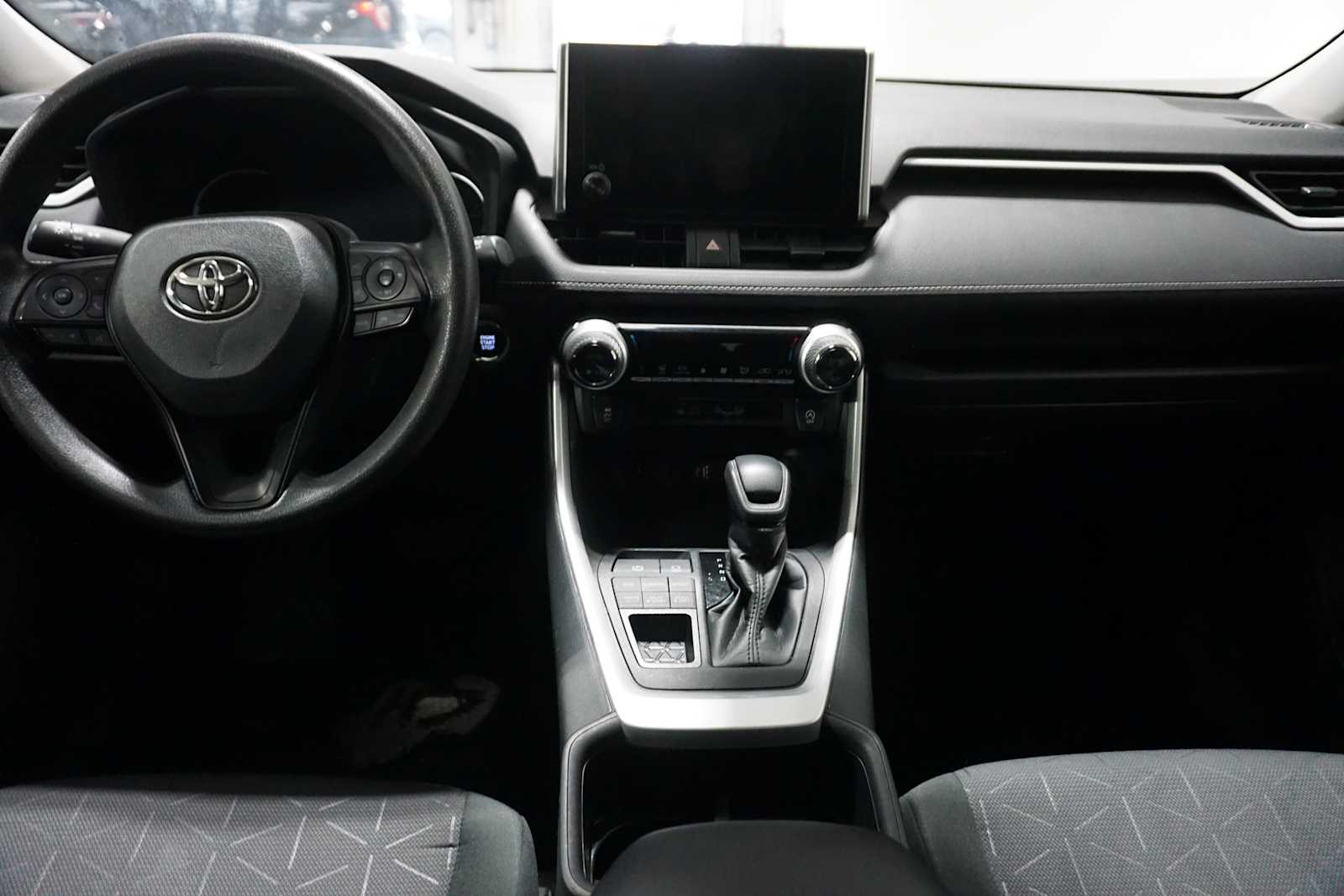 Thumbnail: 2023 Toyota RAV4 - 14