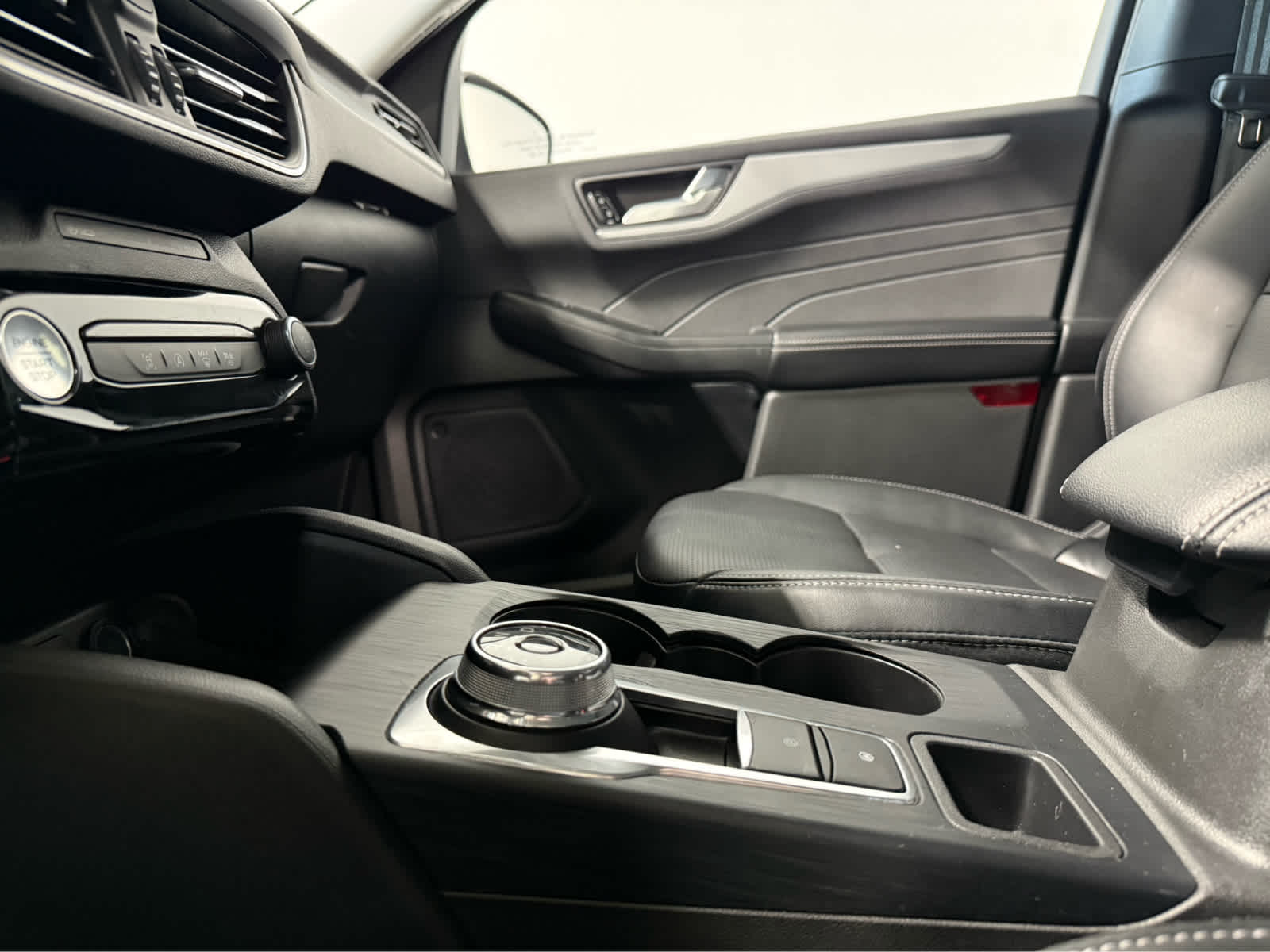 Thumbnail: 2025 Ford Escape - 24