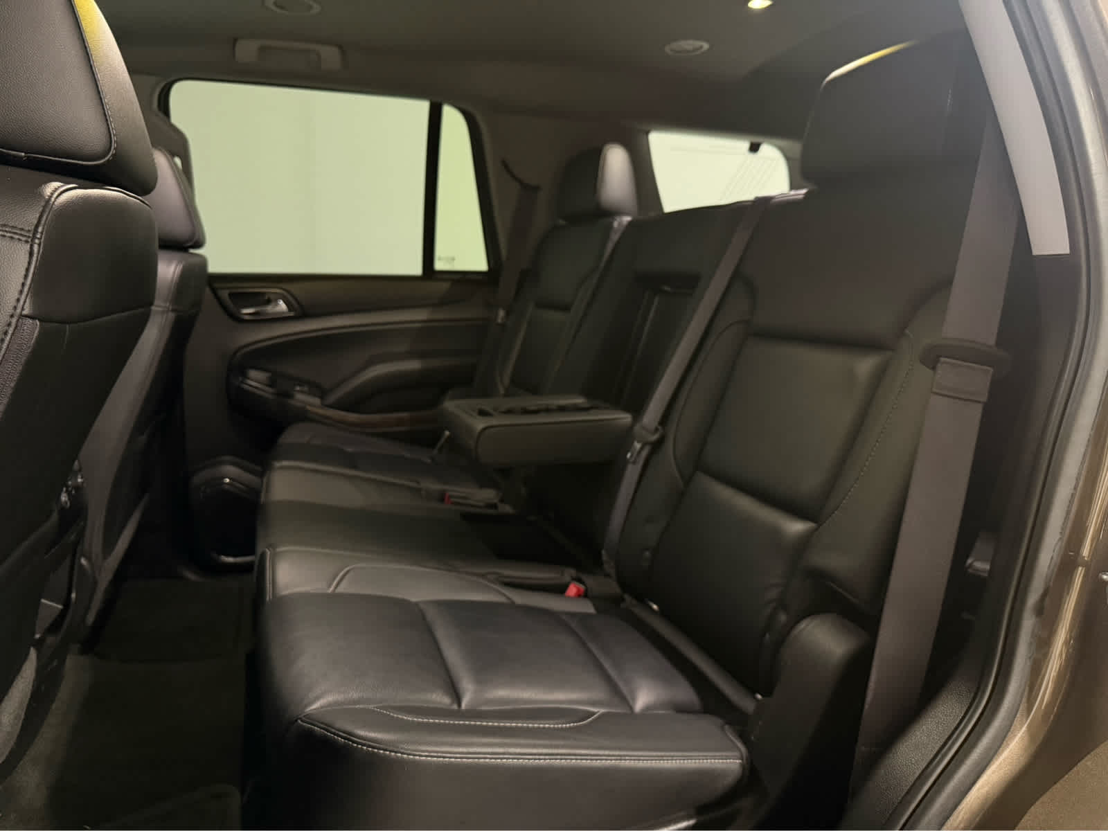 Thumbnail: 2016 Chevrolet Tahoe - 16