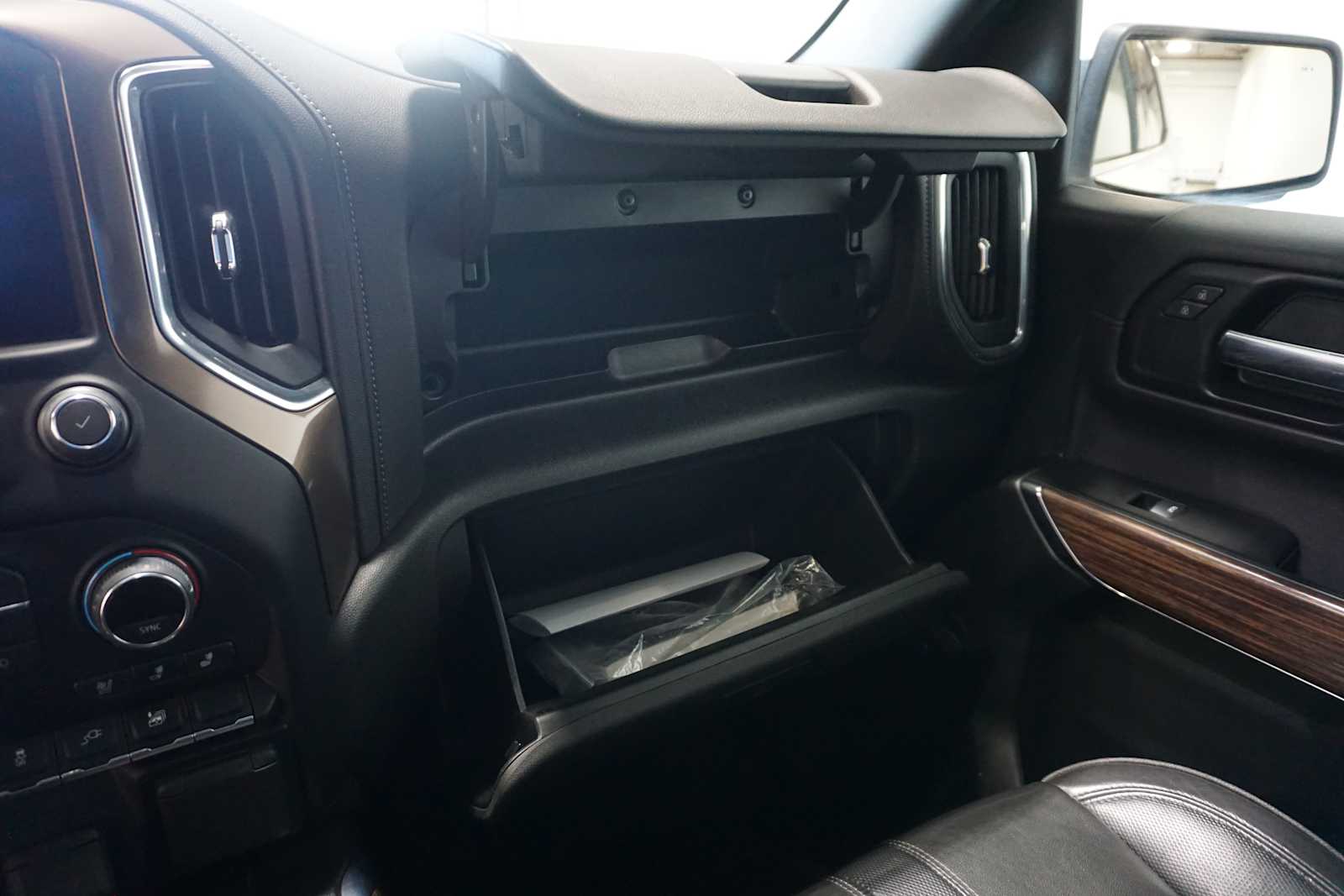 Thumbnail: 2022 Chevrolet Silverado 1500 - 20