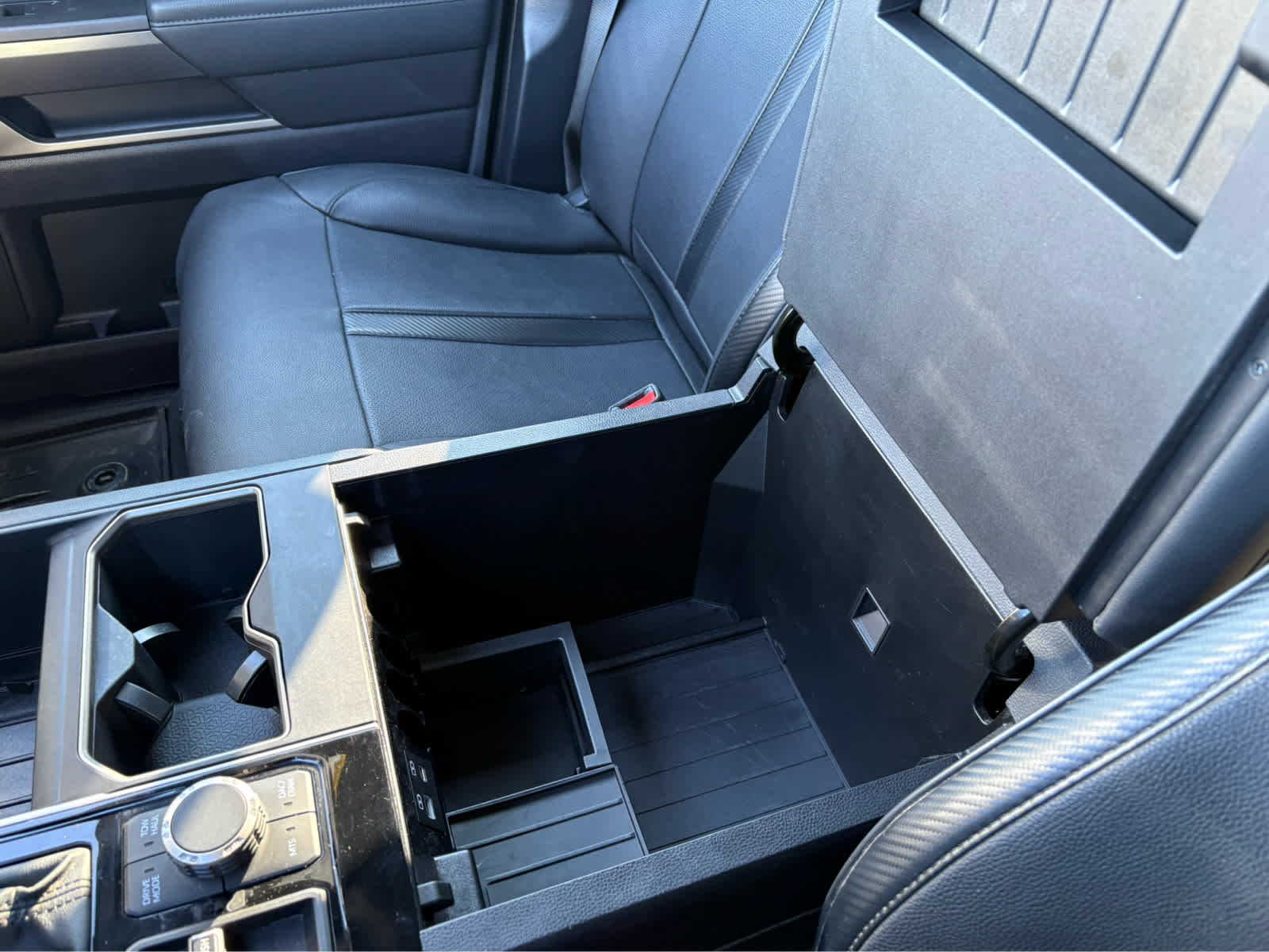 Thumbnail: 2025 Toyota Tundra - 23