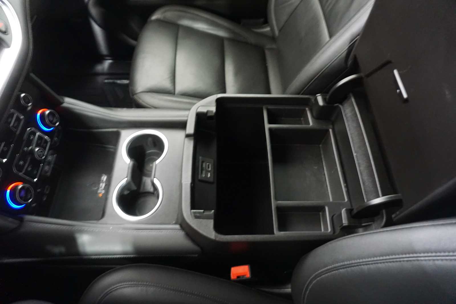 Thumbnail: 2021 Chevrolet Suburban - 24