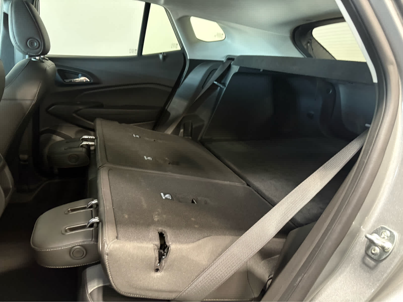 Thumbnail: 2025 Chevrolet Trax - 14