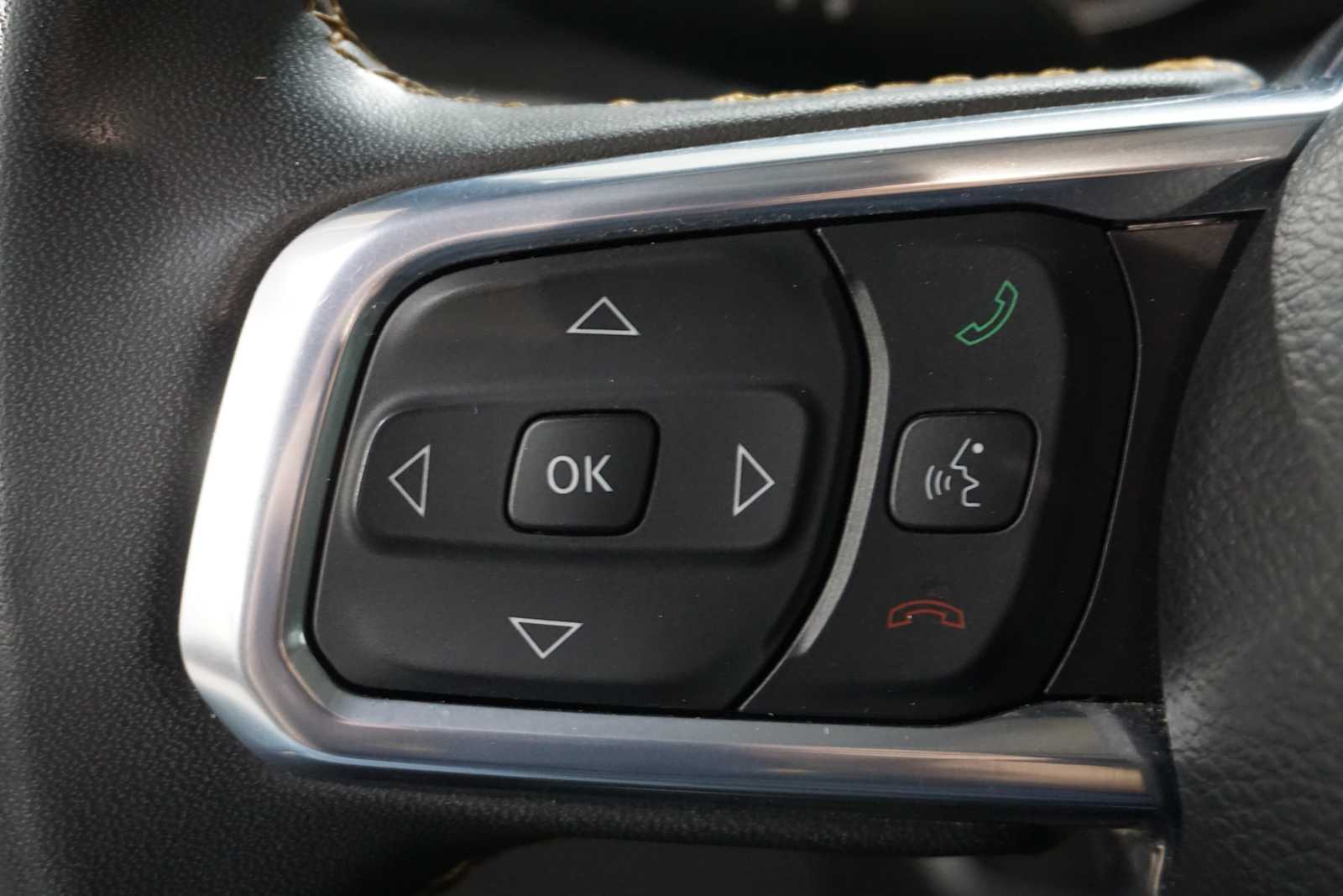 Thumbnail: 2023 Jeep Gladiator - 25