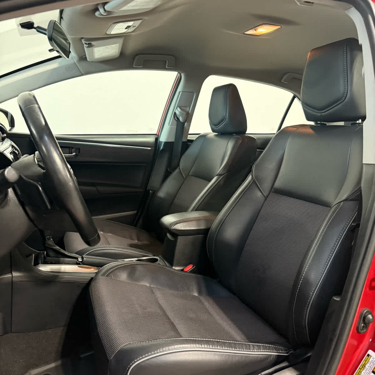 Thumbnail: 2015 Toyota Corolla - 13