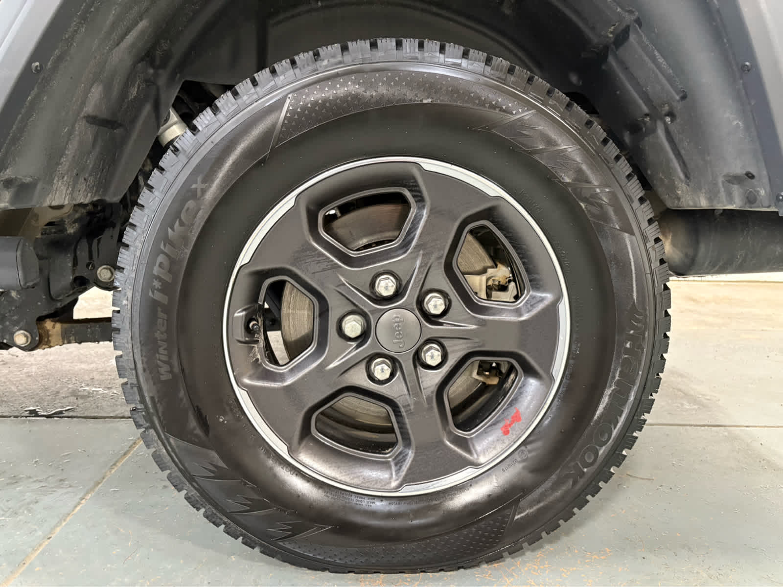 Thumbnail: 2020 Jeep Gladiator - 10