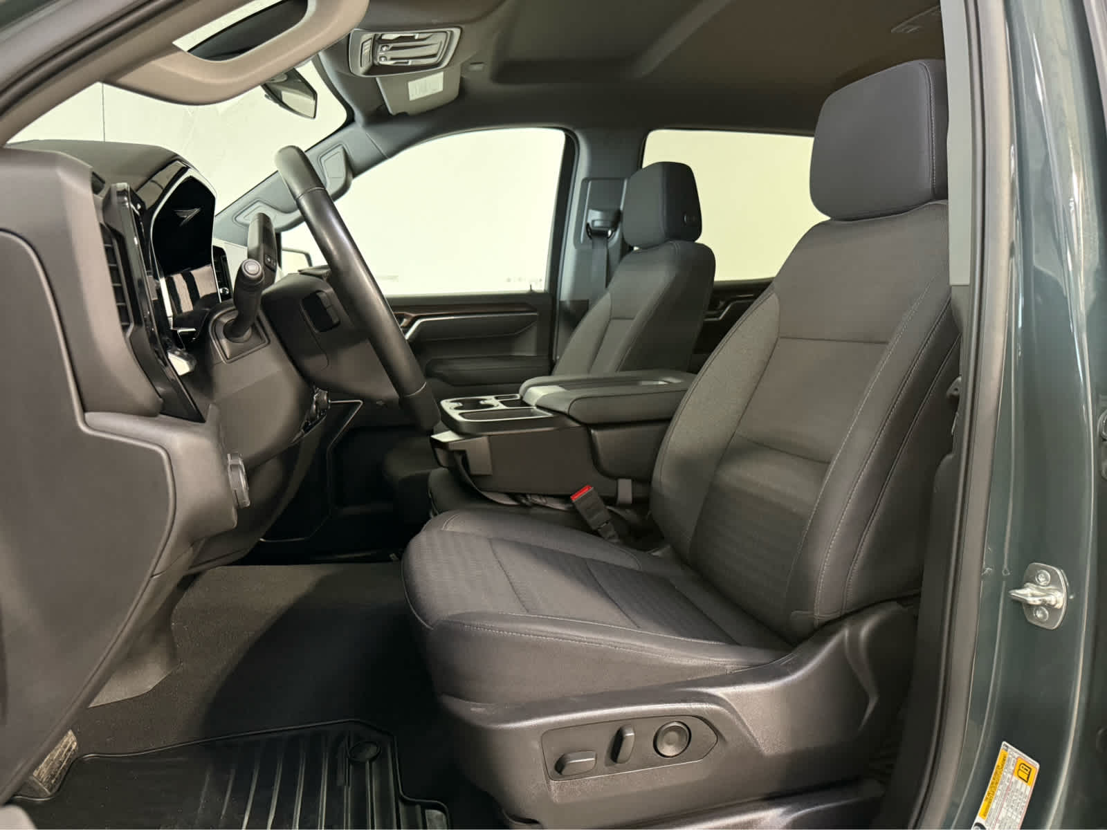 Thumbnail: 2025 Chevrolet Silverado 1500 - 13