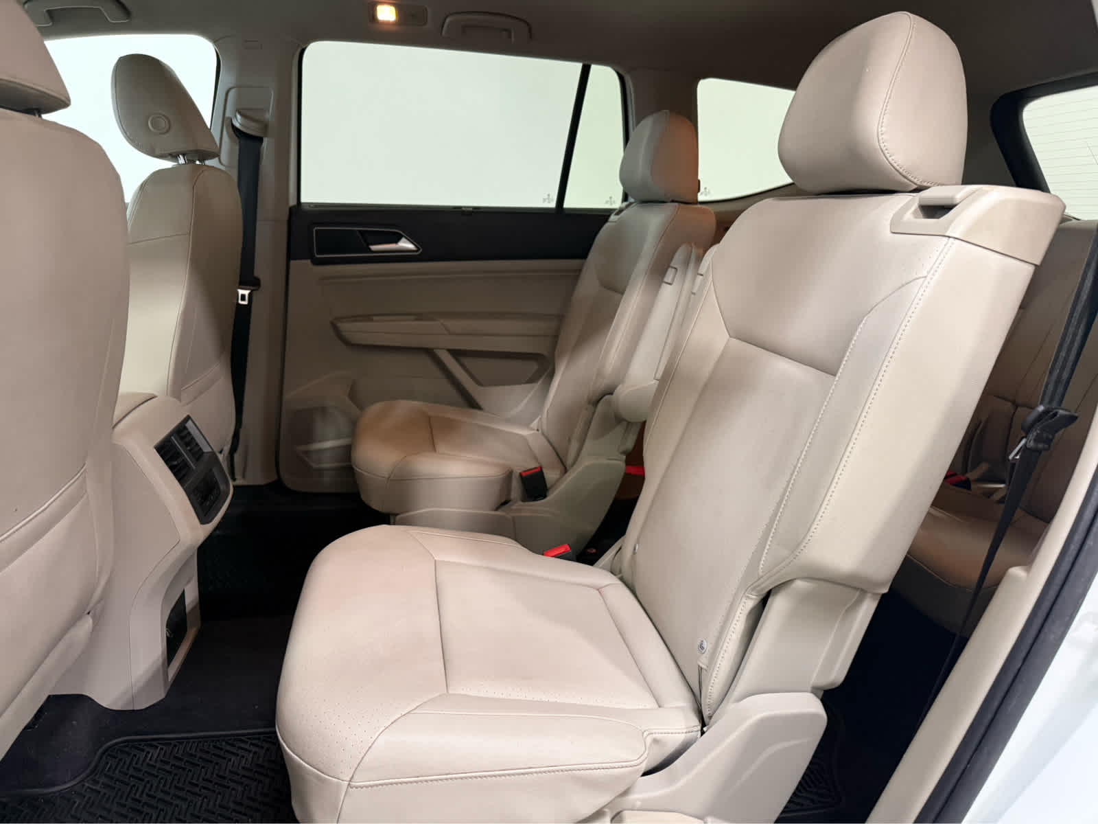 Thumbnail: 2019 Volkswagen Atlas - 14