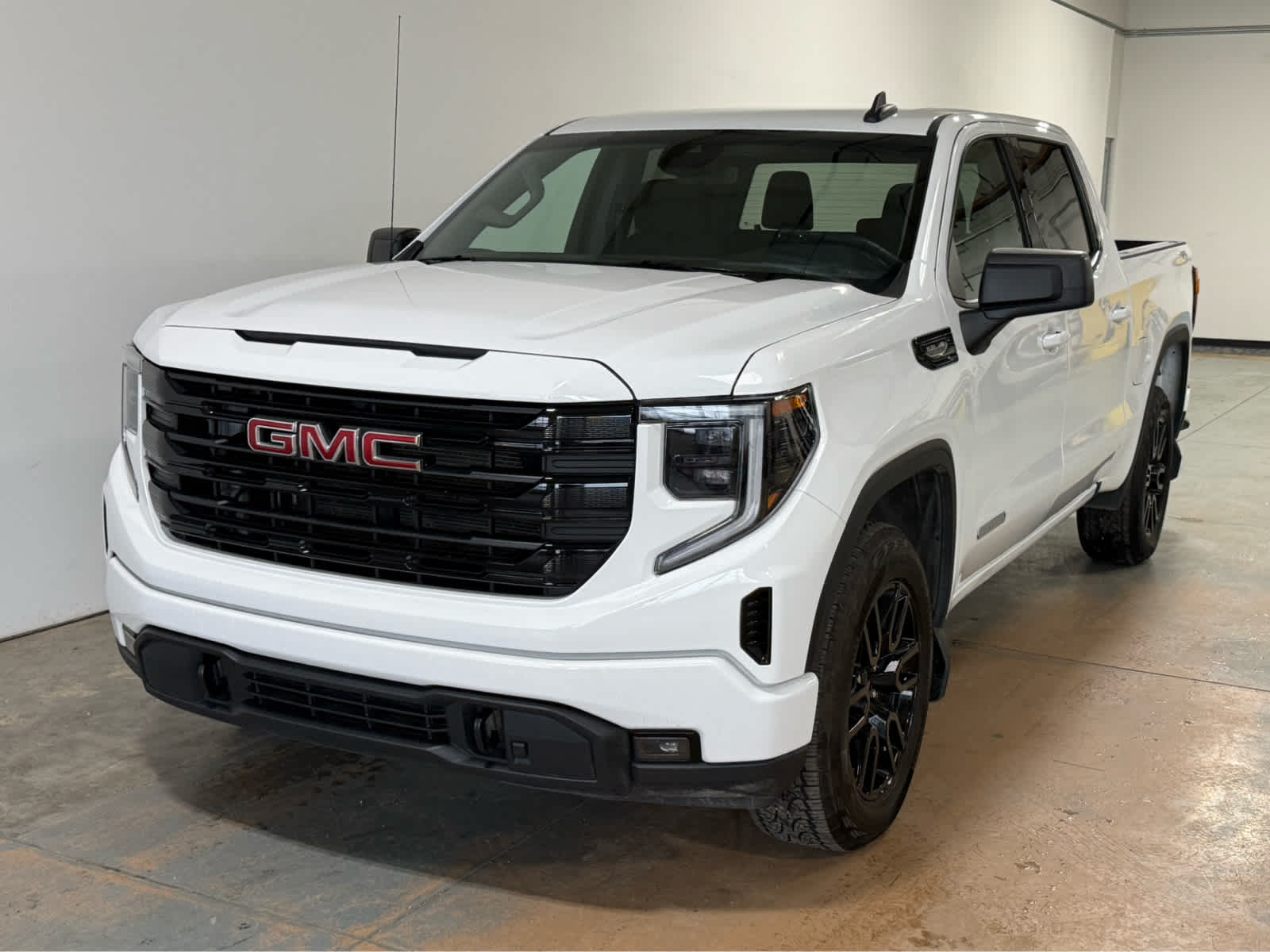 Thumbnail: 2024 GMC Sierra 1500 - 1