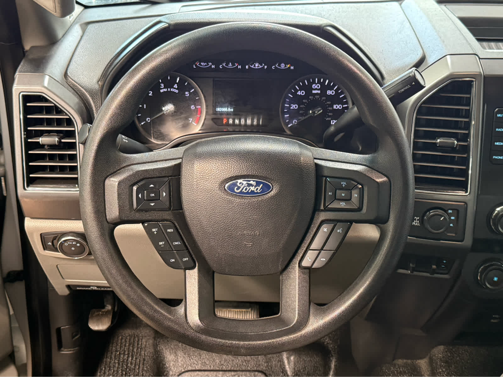 Thumbnail: 2019 Ford F-350 - 15