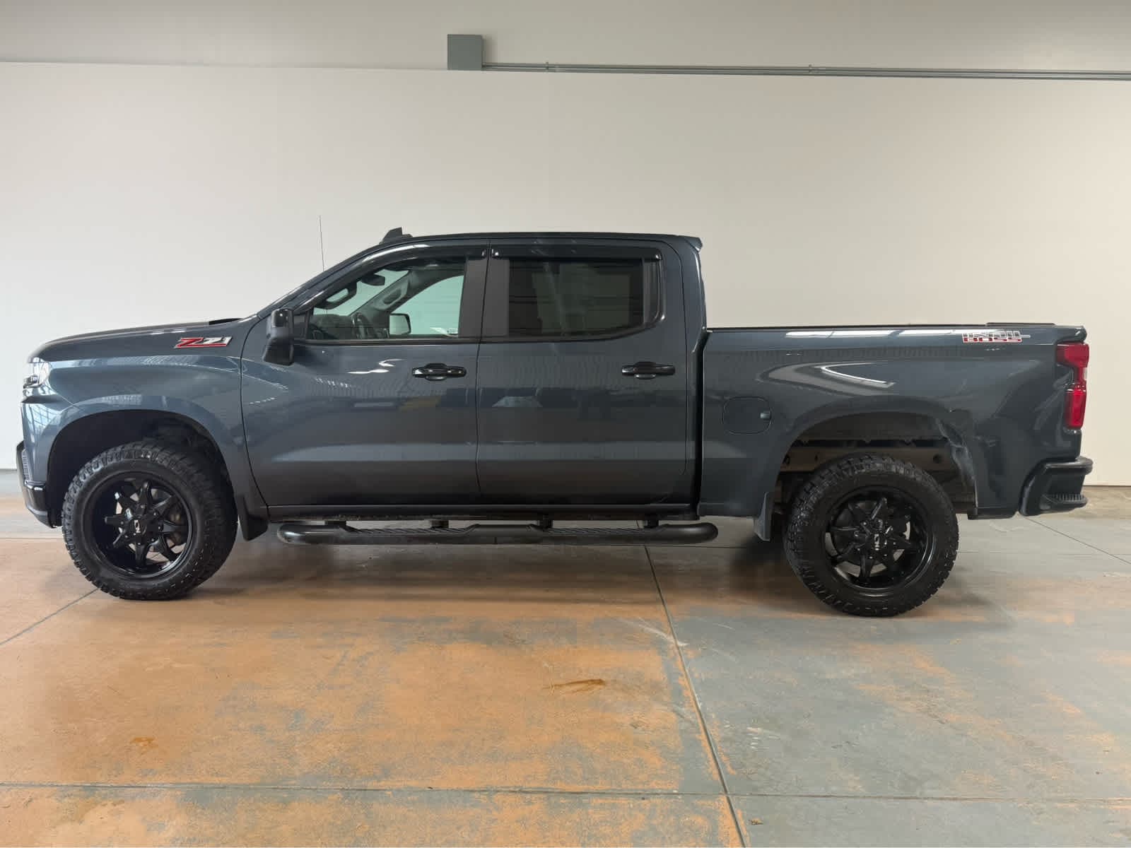 Thumbnail: 2020 Chevrolet Silverado 1500 - 2