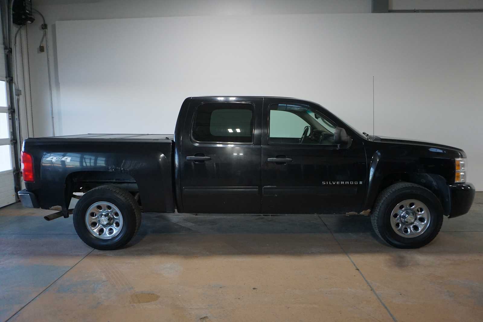 Thumbnail: 2009 Chevrolet Silverado 1500 - 6