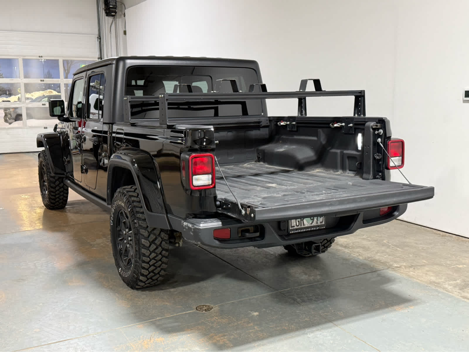 Thumbnail: 2022 Jeep Gladiator - 4