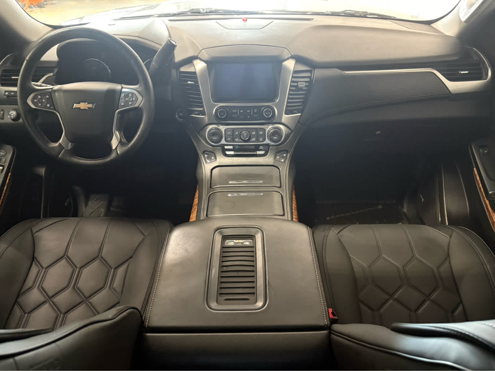 Thumbnail: 2017 Chevrolet Suburban - 16